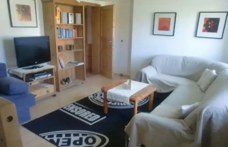 Pilsterhill Modern Retreat