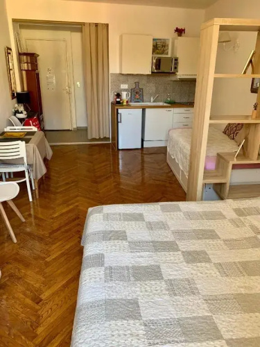 Studio Rue Massena