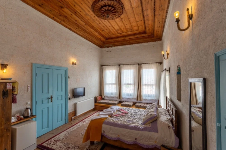 Standard Double room with city view