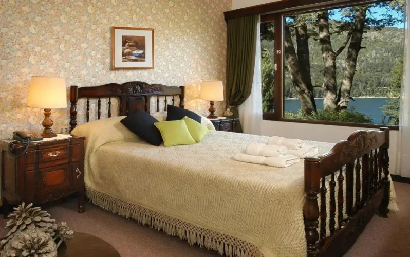 Double room with lake view