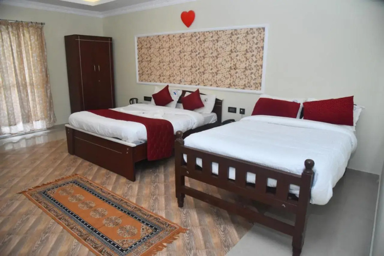 Hotel Holiday Peak