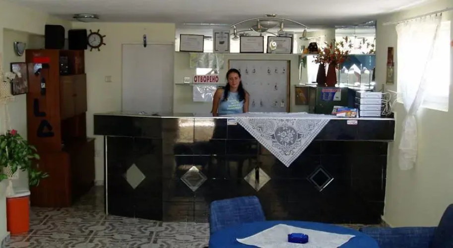 Laguna Family Hotel