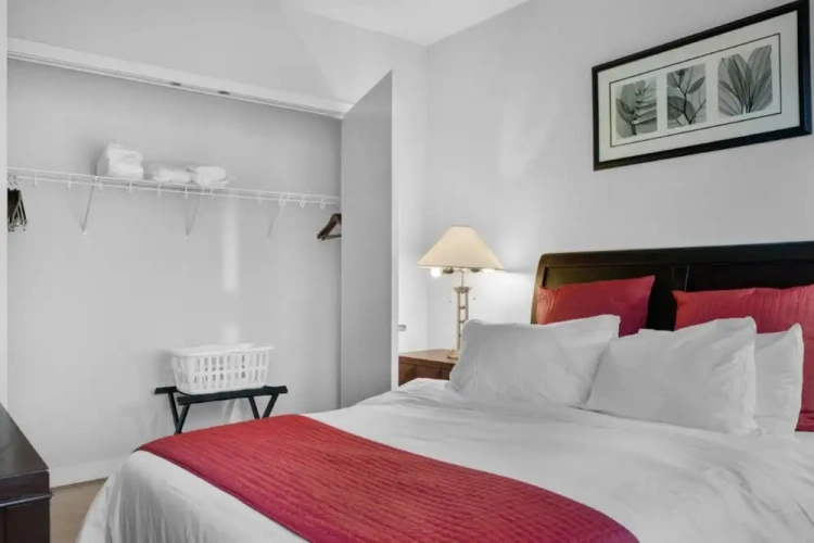 2 Bedrooms Luxury Apartment