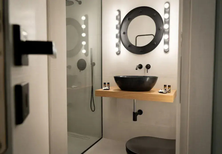 LIV - Comfortable Designer Apt in Lycabettus