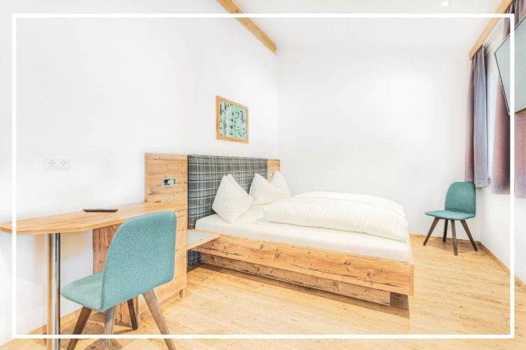 Standard Double room with balcony