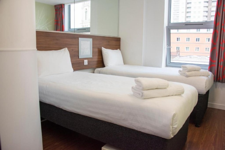 Standard Twin room