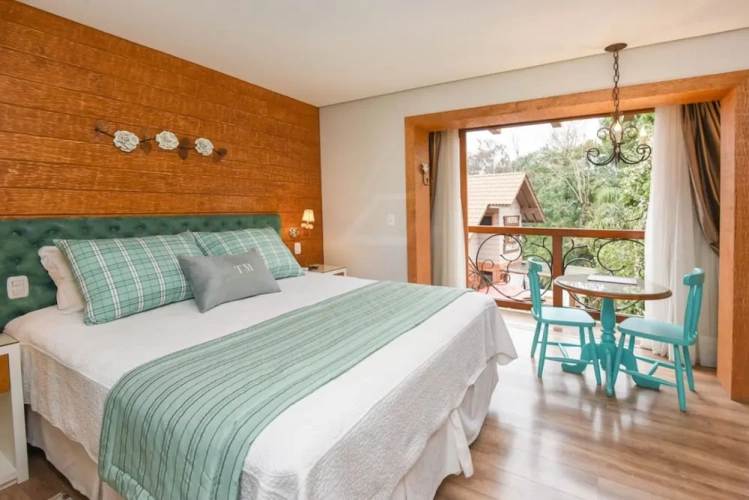 Luxury Triple room with view