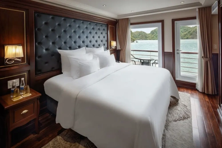 Deluxe Double room with balcony and with sea view