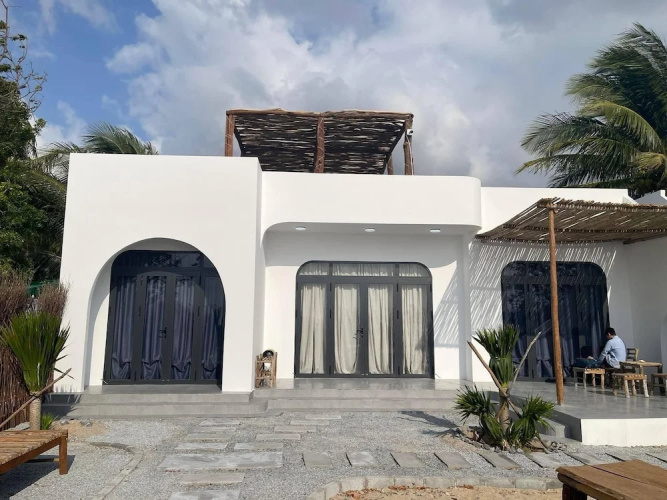 My Hoa Oceanfront Home