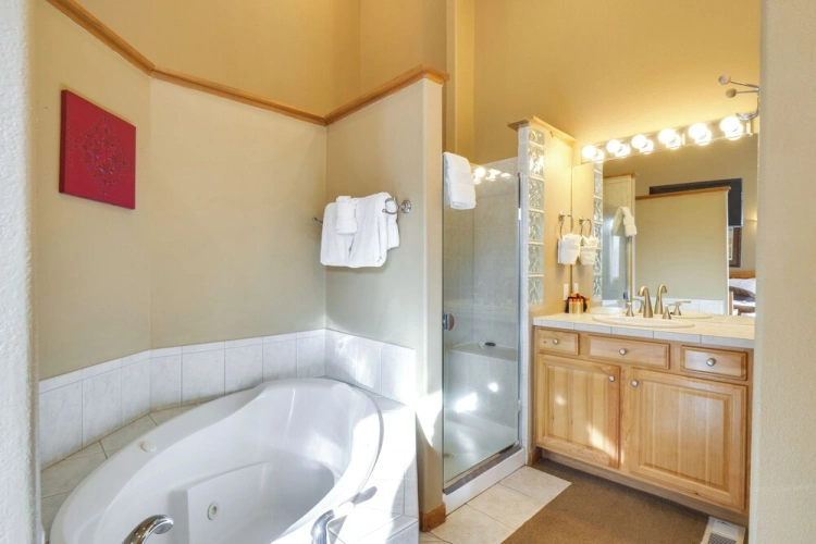 3 Bedrooms Cottage