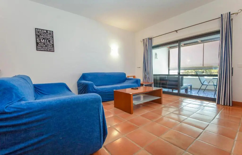 B39 - Marina Hill Apartment