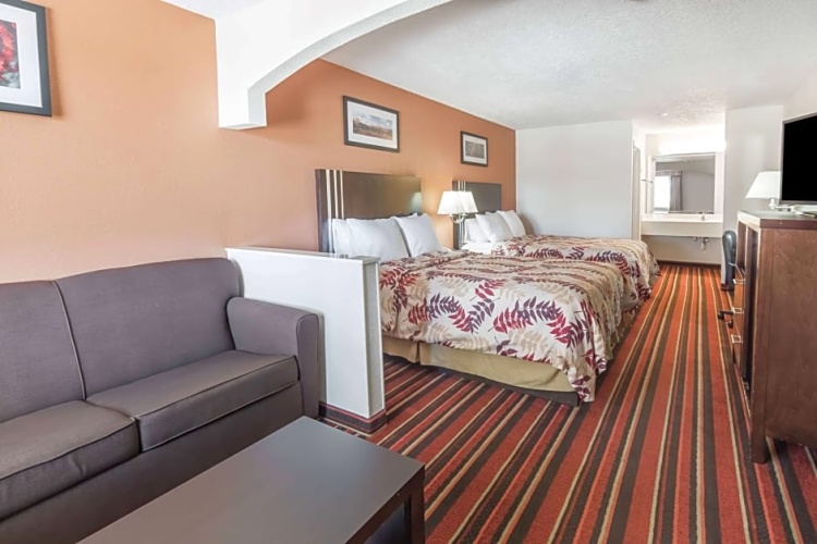 2 Bedrooms Sextuple Family Suite