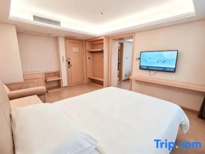Deluxe Family Suite