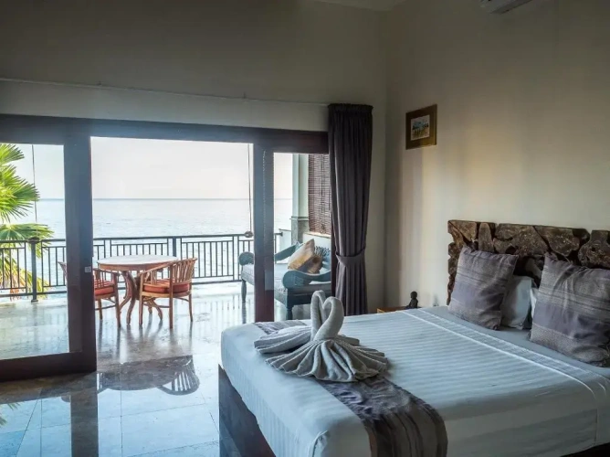 Deluxe Double room with balcony and with sea view