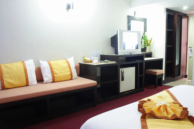 Palm Garden Hotel