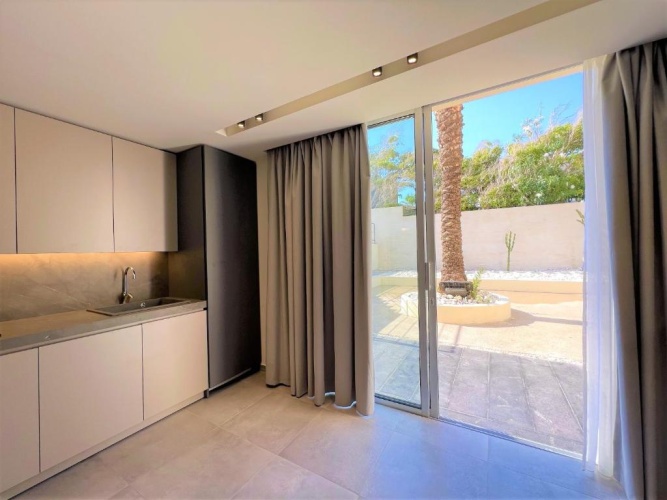 2 Bedrooms Suite