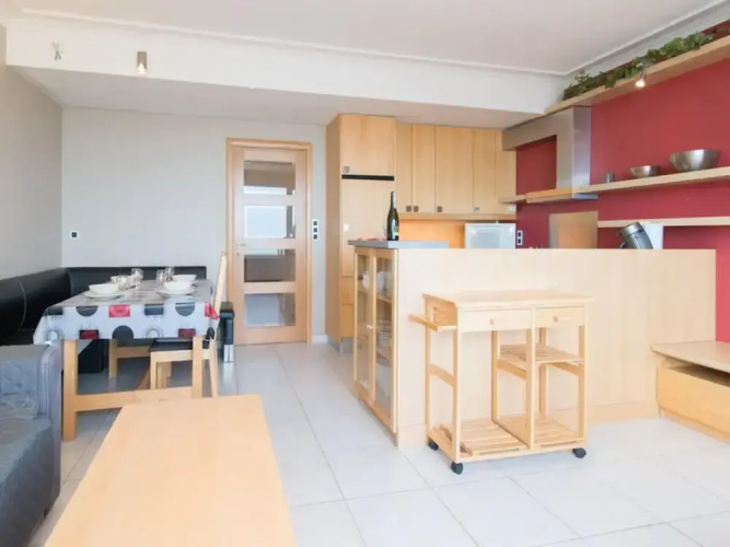 Spacious Apartment With sea View