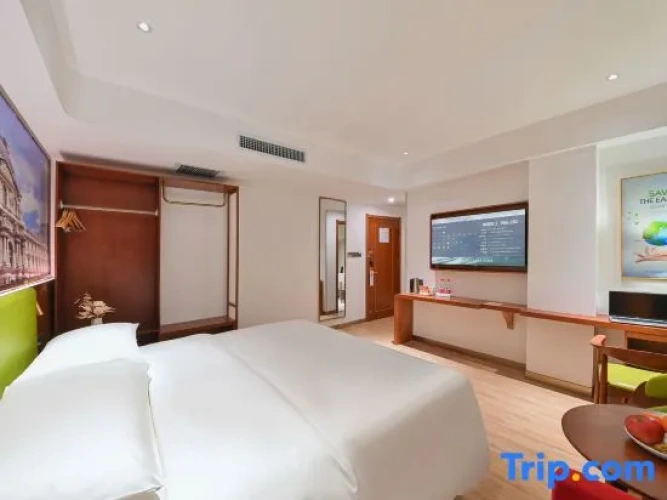 Standard Double room with lake view