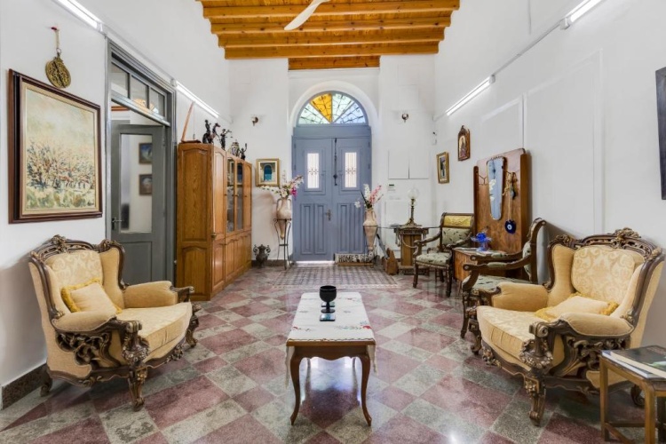 3 Bedrooms Cottage