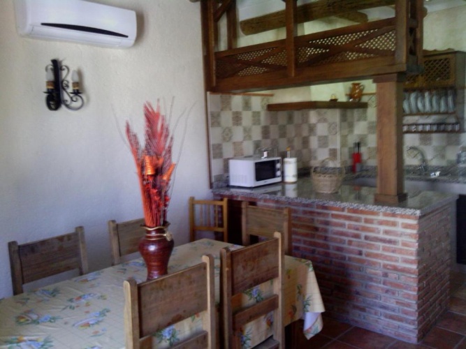 3 Bedrooms Apartment