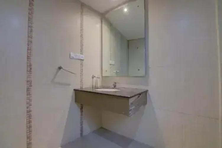 Sunshine Suites