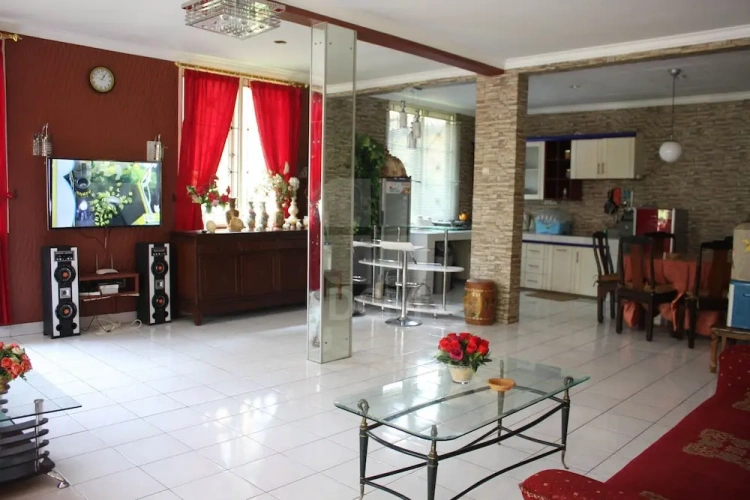 3 Bedrooms Villa