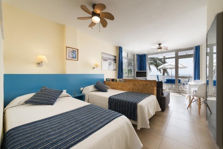 Standard room with balcony