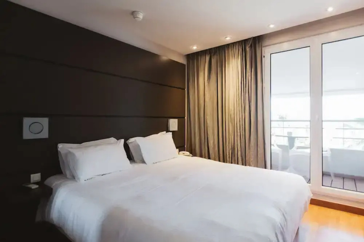 Hotel Bor