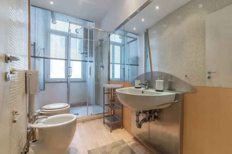 San Giovanni & Colosseo Roomy Flat