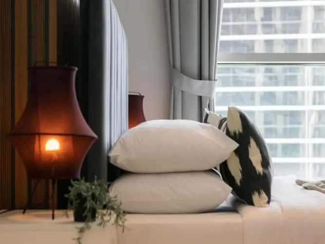 Vibrant 2BR By Burj Khalifa Gym/pool by Belvilla