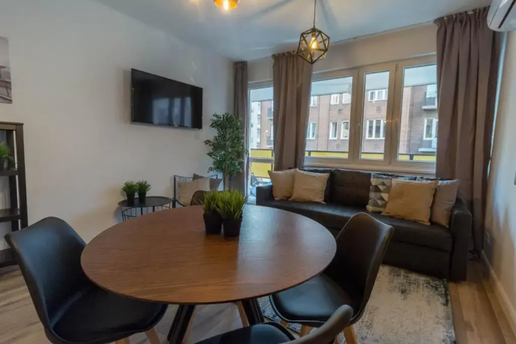 Standard Apartment by Hi5 - Madách