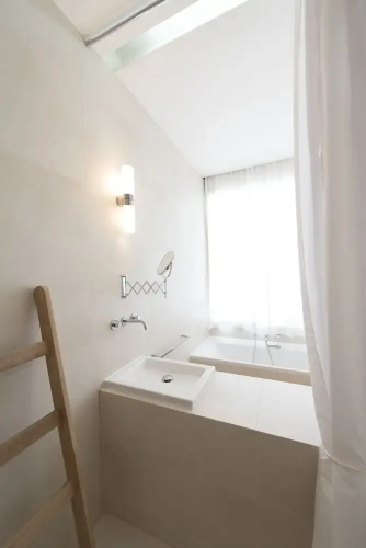 Sunshine Loft in Montmartre