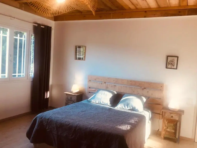Standard Quadruple room with garden view