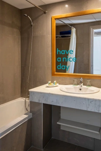 Standard Double room with sea view