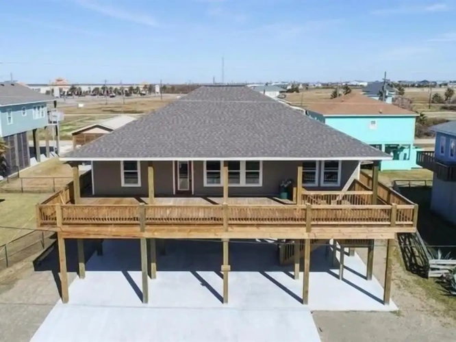 3 Bedrooms Cottage