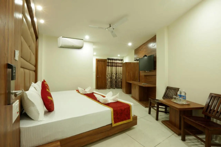 Hotel Katra Grand