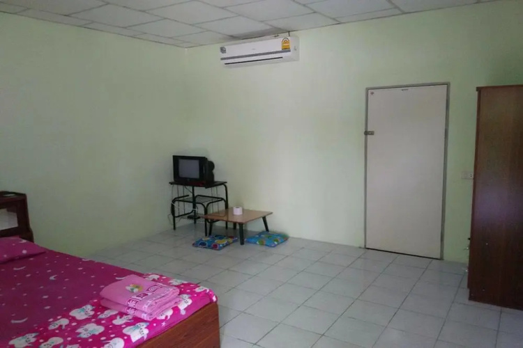 Suansuppachok Inn