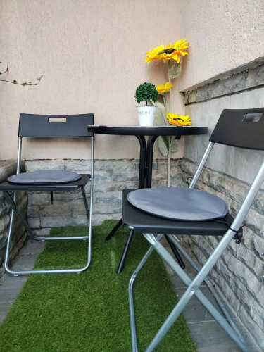 VINI studio with private parking