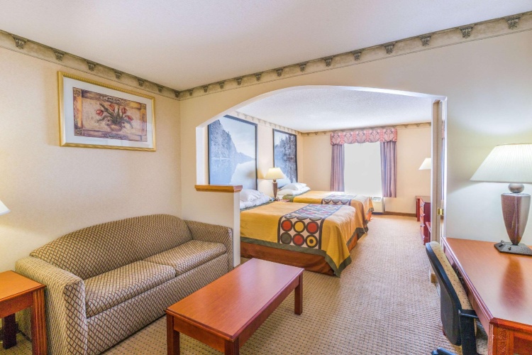 Standard Quadruple room
