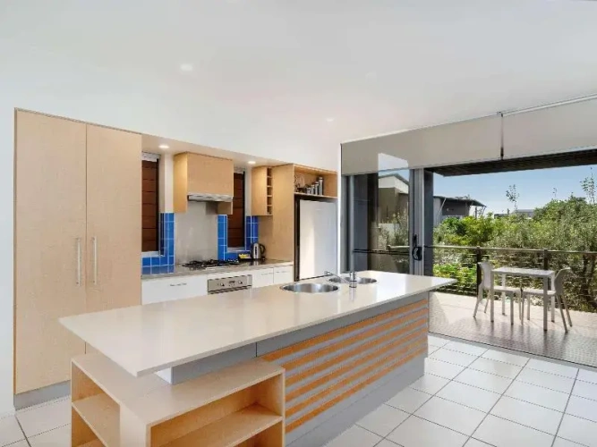 Quadruple Apartment