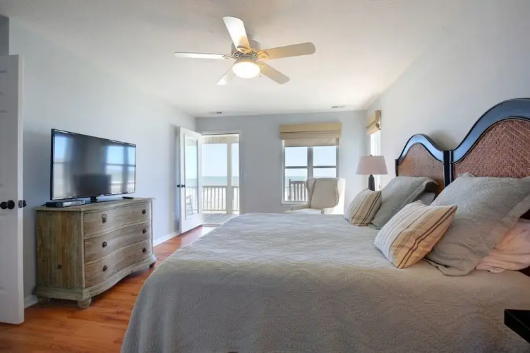 Holden Shores - 5 Br Home