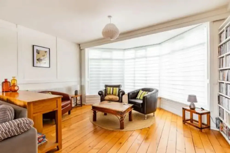 Host Stay Seaview