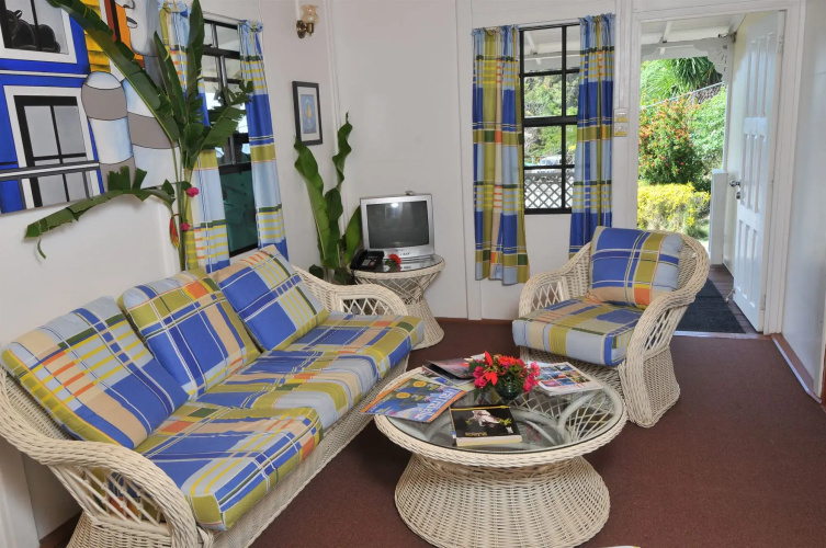 Hummingbird Beach Resort