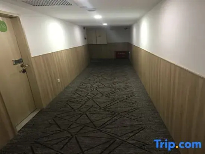 Yunfu Guest House