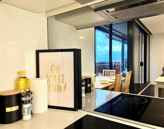 ReadySet Apartments at Manhattan