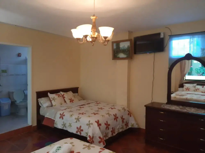 CharVic Hostel