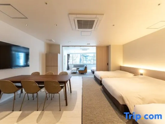 Deluxe Double Family room