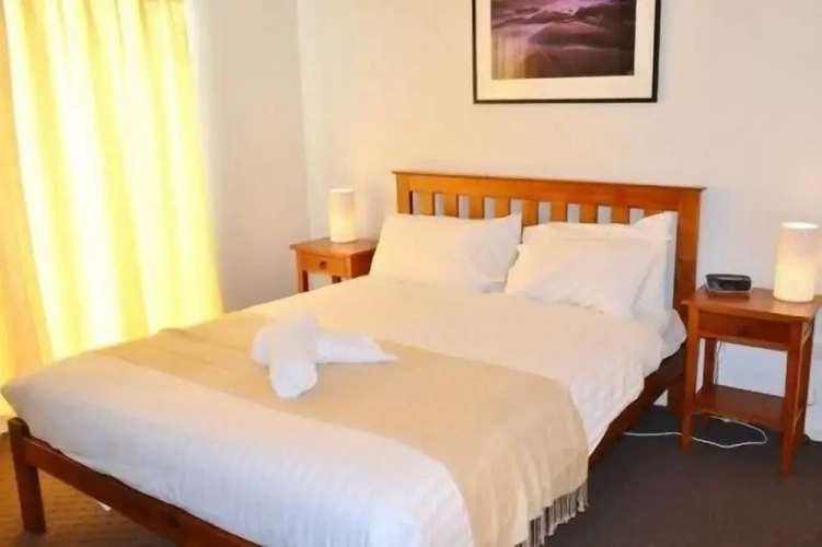 2 Bedrooms Cottage