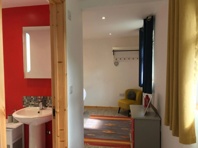 Woodpecker Glamping Cabin