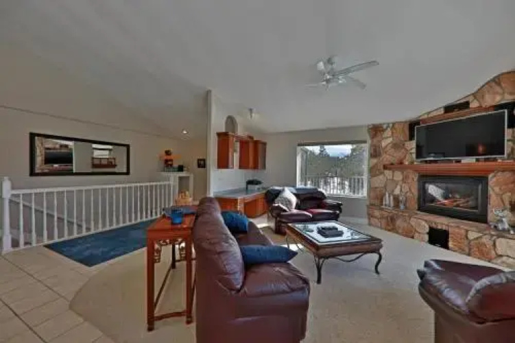 461 Balsh Home